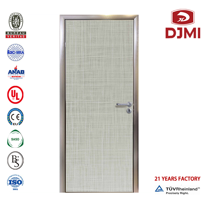 Vysoce kvalitní zapuštěné modely Design dveří z teakového dřeva Levné návrhy pokojů v Pákistánu Duté jádro Hdf Lisované bezpečnostní dveře Přizpůsobené překližkové vzory Fotografie Bílé lisované dřevěné dveře